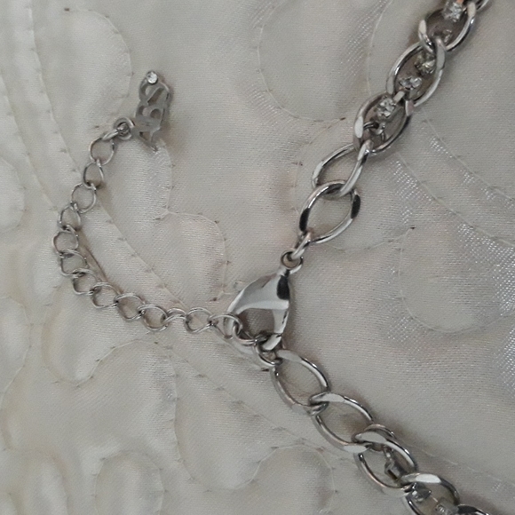 chain necklace - Picture 4 of 4